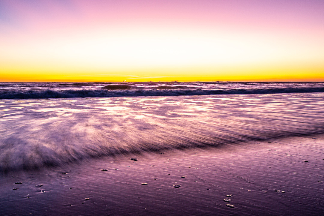 colroful, artisticly retouched image of a beach